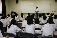 080828houkadaigakuin.jpg(148220 byte)